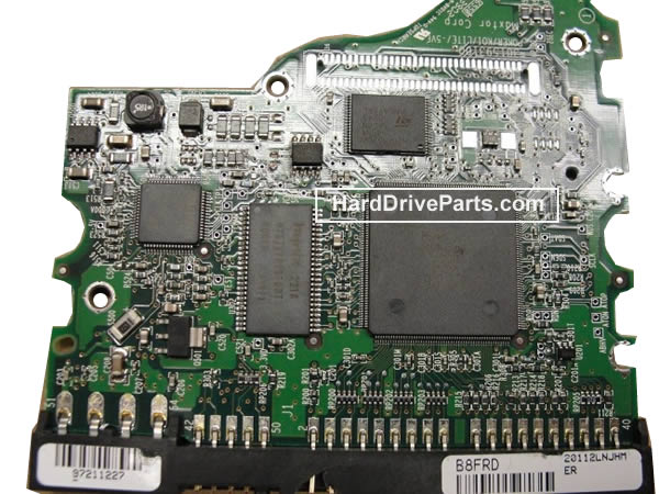 Maxtor 4R080L0 PCB Circuit Board 040110900 - Кликните на картинке, чтобы закрыть